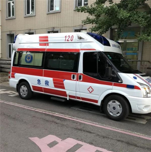 普定选择我们的救护车出租,开启安心转院之旅